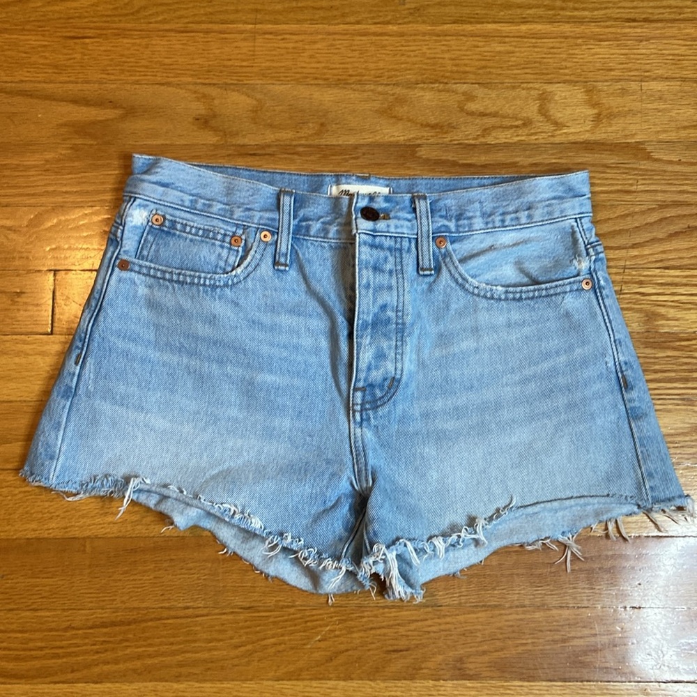 NWOT Madewell Relaxed Denim Shorts. Size 26 - Picture 4 of 13